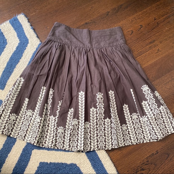 🍂 TOP SECRET BROWN WHITE FLORAL PLEATED HIGH WAIST SKIRT! - Picture 5 of 10
